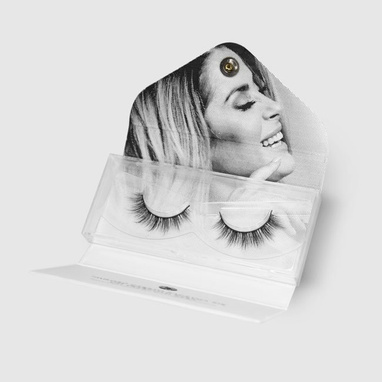 LOVENUE – Curled, silk faux lashes on a band – No 5 Angel