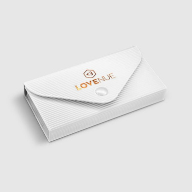 LOVENUE - silk faux lashes on a transparent band – No 2 MAGIC by Magda Pieczonka