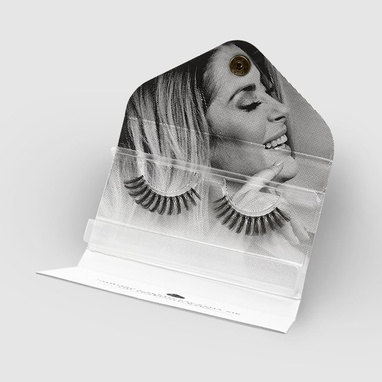LOVENUE - Curled, silk faux lashes on a transparent band – No 9 SEXY by Magda Pieczonka