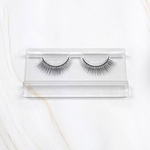 My my x Magda Pieczonka – silk faux lashes on a band